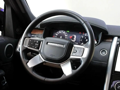 2024 - Land Rover Discovery R-Dynamic HSE for 260,000.00 AED-5