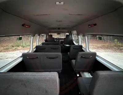 Nissan Urvan STANDARD Nissan Urvan | 2.5 L | 2020 | GCC | Accident-Free | In Excellent Condition | 907 P.M-11
