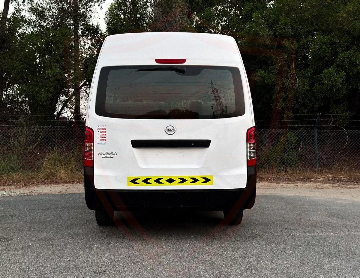 Nissan Urvan STANDARD Nissan Urvan | 2.5 L | 2020 | GCC | Accident-Free | In Excellent Condition | 907 P.M-5-0