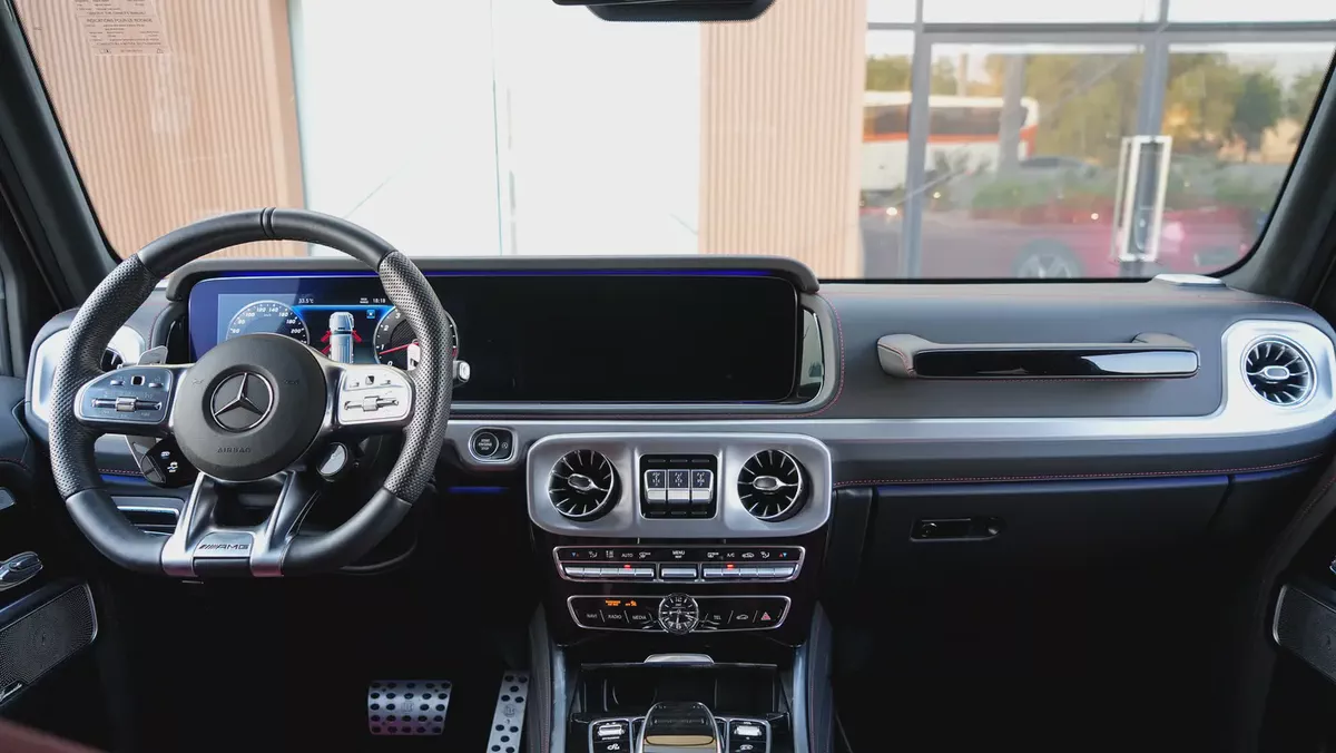 2021 Mercedes-Benz G700 Brabus | Original | Brand New 0km-10-10