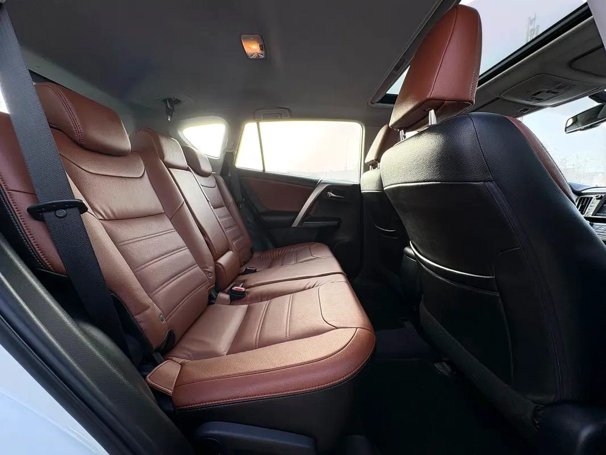 TOYOTA RAV4 VX | 2.5L I4 | 2018 | GCC SPECS-7-7