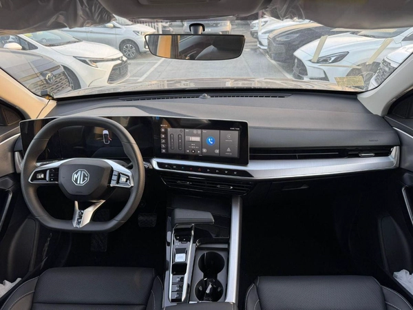 MG One STD 1.5L Petrol FWD