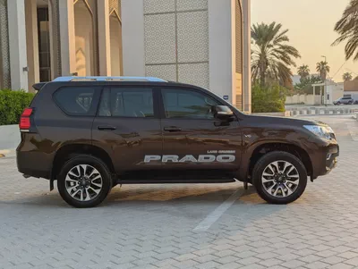 Toyota Prado VXR 2022 GCC Specs - Interior and Exterior Excellent Condition-6