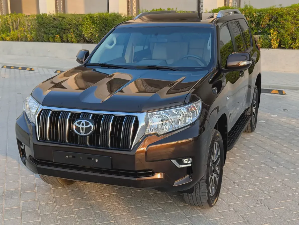 Toyota Prado VXR 2022 GCC Specs - Interior and Exterior Excellent Condition-1-1