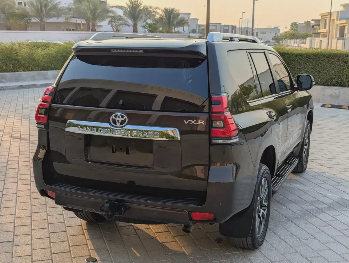 Toyota Prado VXR 2022 GCC Specs - Interior and Exterior Excellent Condition-5-5
