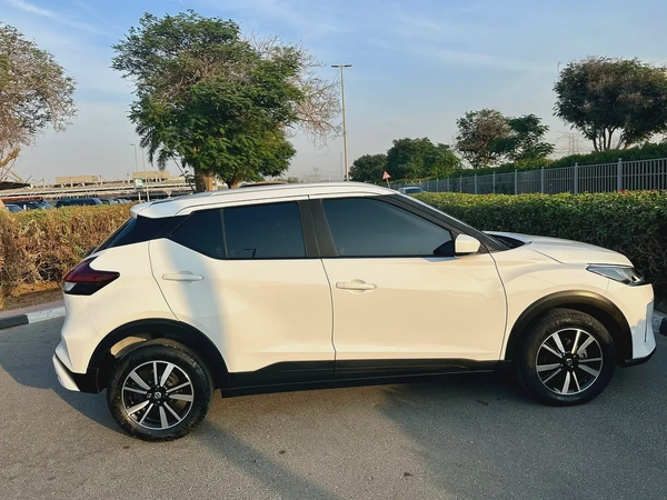 680/- AED EMI NISSAN KICKS 2022 1.6L || GCC Specs ||Well Maintained Single Owner Used