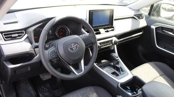 Toyota RAV4 2.0L 2025