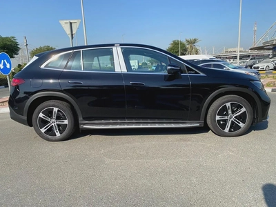 Mercedes Benz 2024 EQE 500 4Matic SUV (Brand New)-2