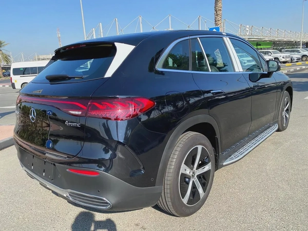 Mercedes Benz 2024 EQE 500 4Matic SUV (Brand New)
