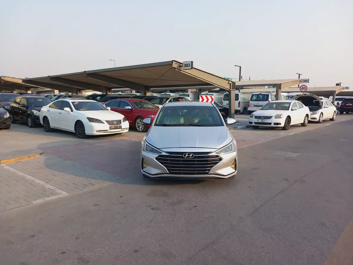 Hyundai Elantra 2019 - American Specs
