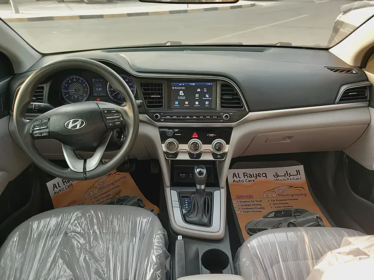 Hyundai Elantra 2019 - American Specs-8-8
