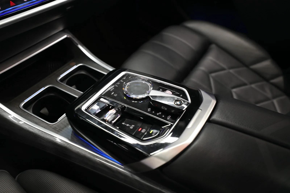 2024 BMW 760i for Sale | Luxury V8 Sedan | BMW 7 Series | REF P32188-8-8
