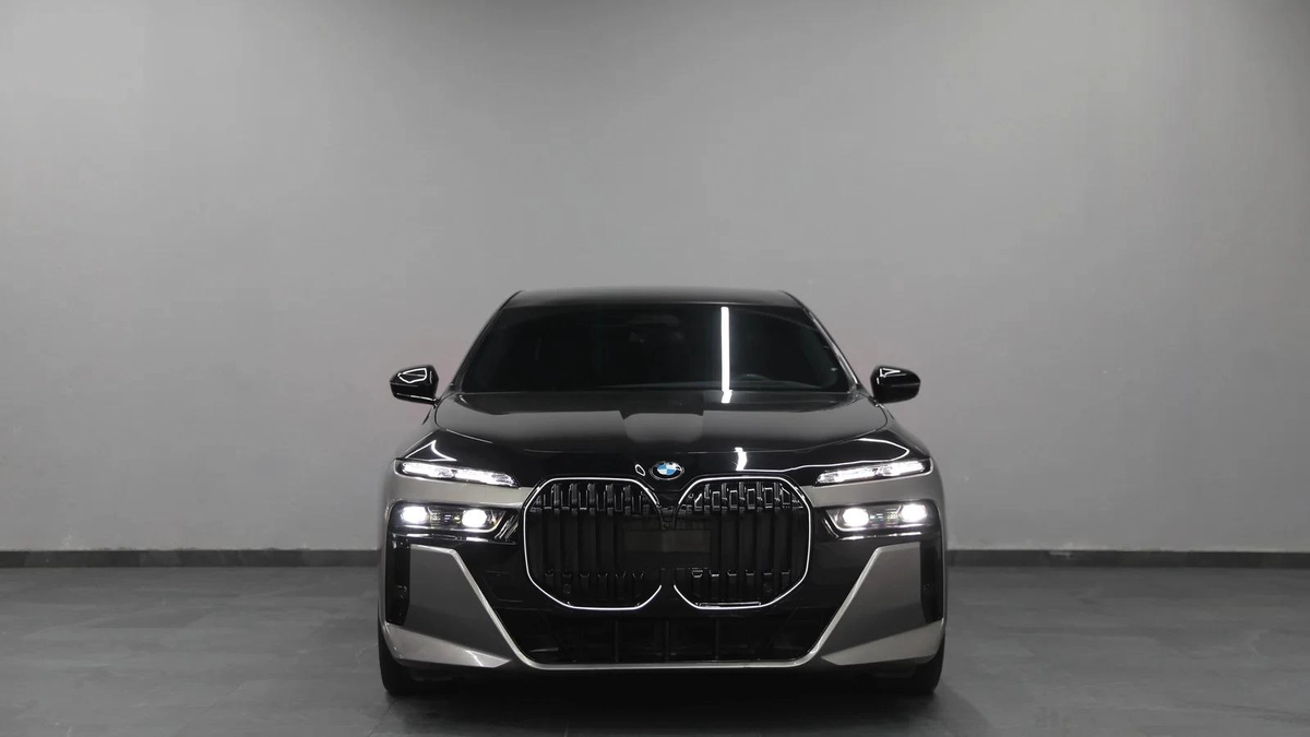 2024 BMW 760i for Sale | Luxury V8 Sedan | BMW 7 Series | REF P32188-6-6