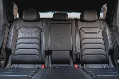 2,742 P.M |  Touareg R-Line | 0% Downpayment | Under Warranty!-11