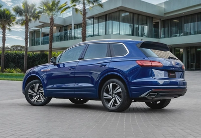 2,742 P.M |  Touareg R-Line | 0% Downpayment | Under Warranty!-2