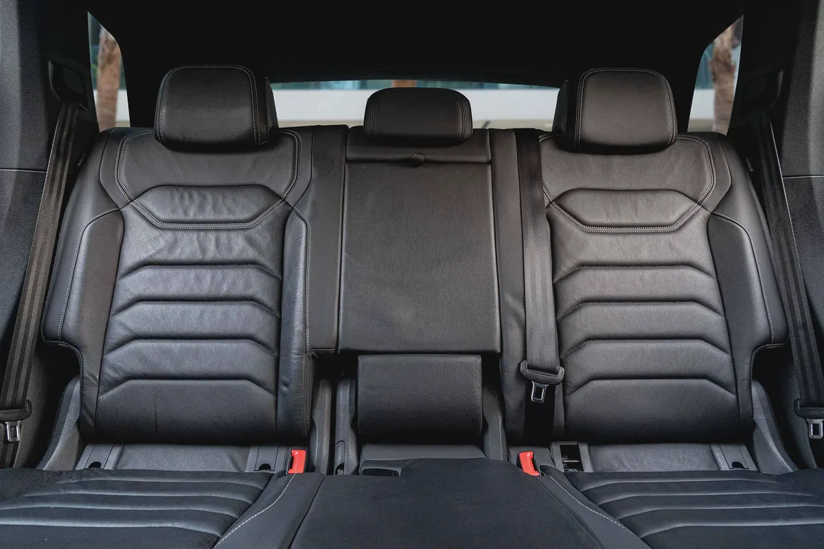2,742 P.M |  Touareg R-Line | 0% Downpayment | Under Warranty!-11-11