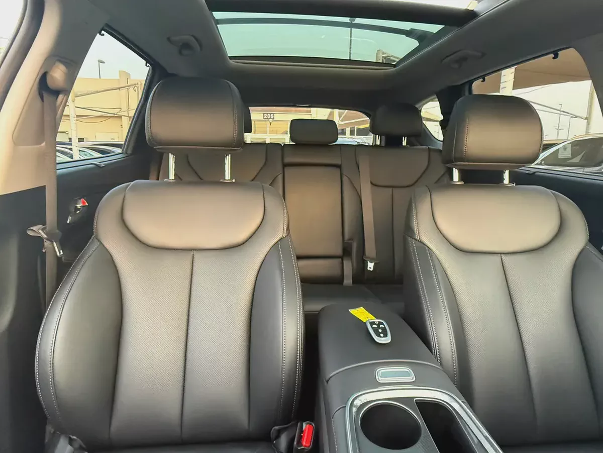 HYUNDAI - SANTA FE - 2023 - PREMIUM SEL - V4 - 2,5L - AMERICAN SPECS VERY GOOD CONDITION-12-12