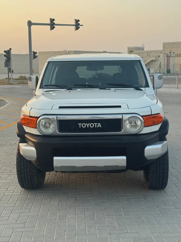 Toyota FJ Cruiser 2009 | GCC Specs | Reliable Off-Roader