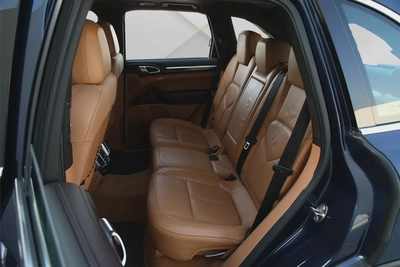 PORSCHE CAYENNE S - 2013 - GCC - FULLY LOADED - AMAZING CONDITION-18