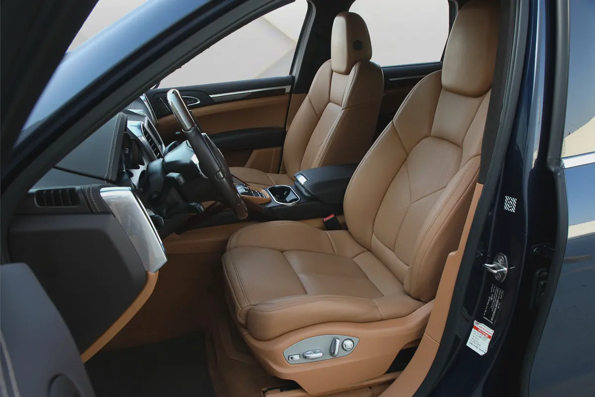 PORSCHE CAYENNE S - 2013 - GCC - FULLY LOADED - AMAZING CONDITION-8-8