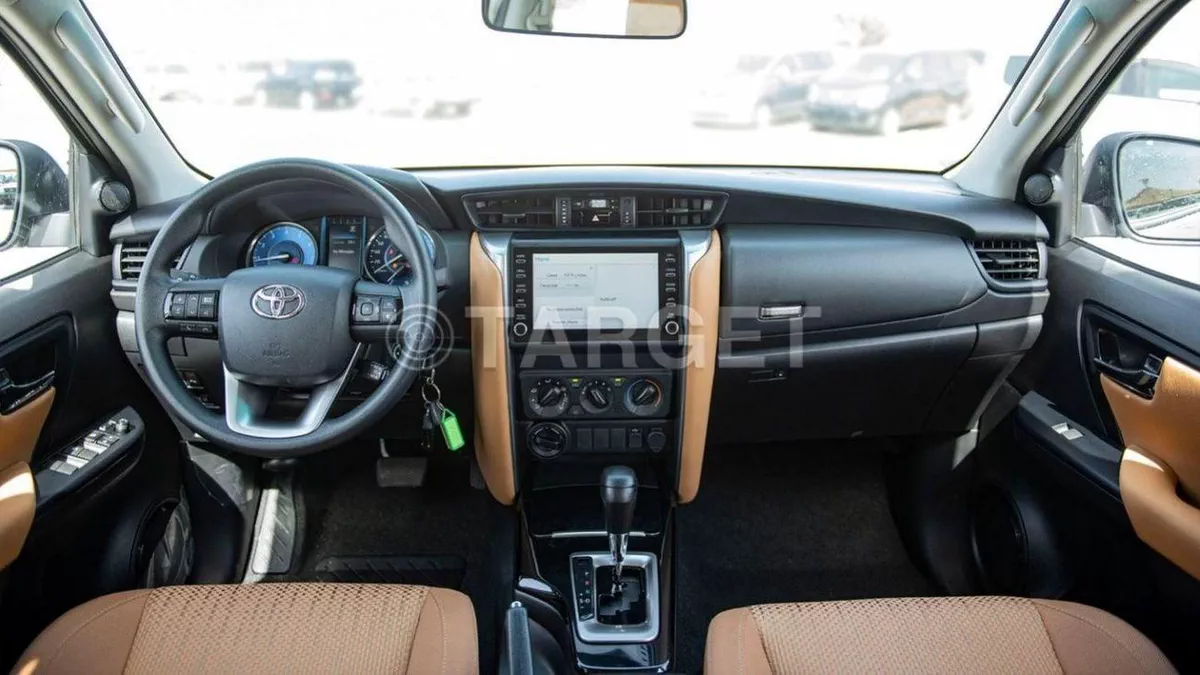 Toyota Fortuner EXR FORTUNER 2.7L 4WD-10-0