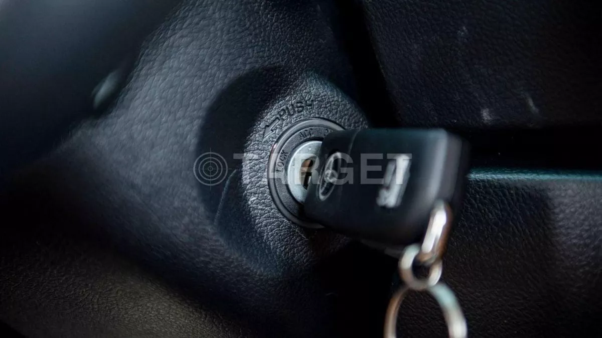 Toyota Fortuner EXR FORTUNER 2.7L 4WD-16-0