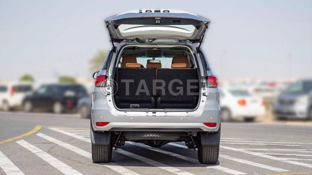 Toyota Fortuner EXR FORTUNER 2.7L 4WD-8-0