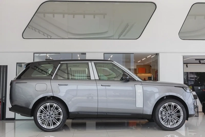 Range Rover Vogue | HSE P530 | Black Edition | GCC Specs | 2026  | ( EXPORT)-6