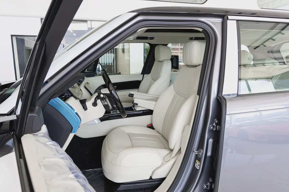 Range Rover Vogue | HSE P530 | Black Edition | GCC Specs | 2026  | ( EXPORT)-10-10