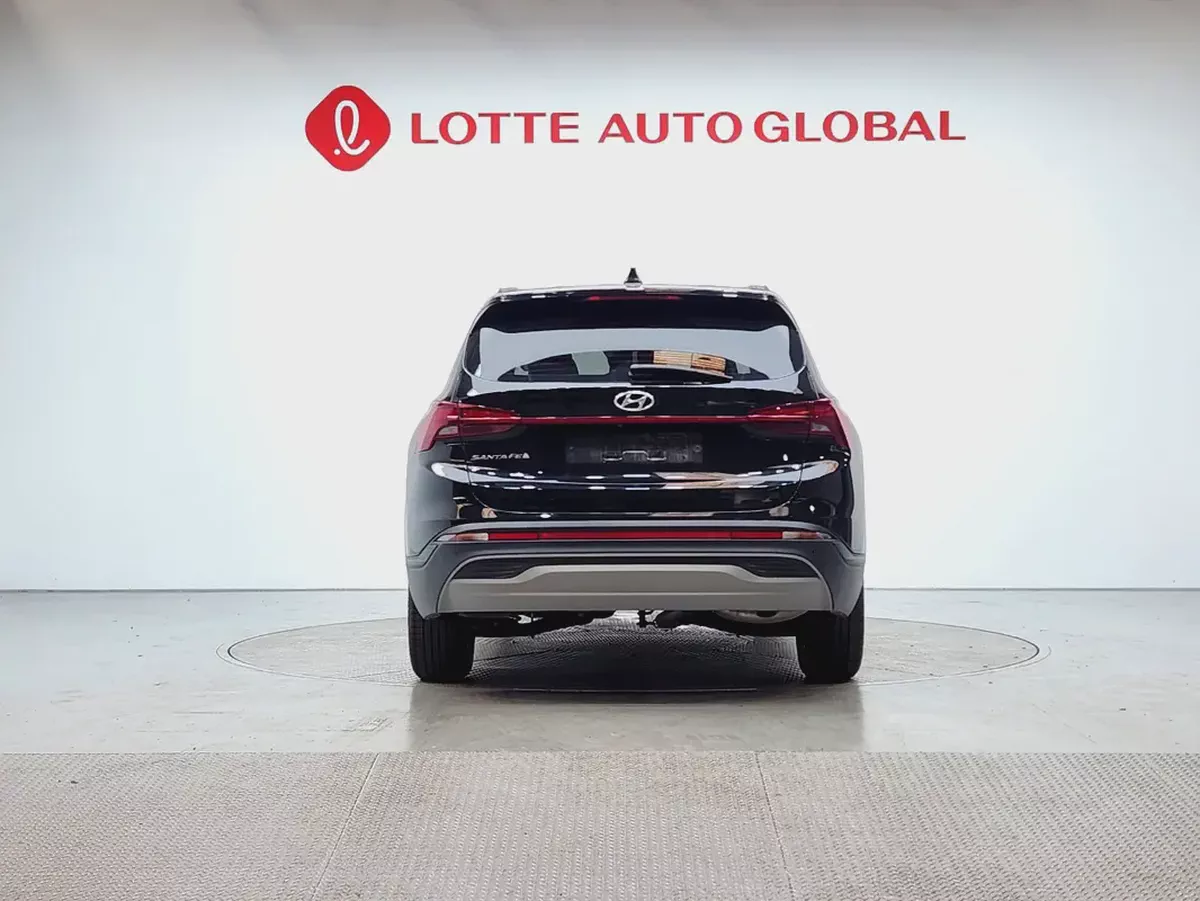 2021 Hyundai Santa Fe Premium | Korean Specs | Immaculate Condition-4-4