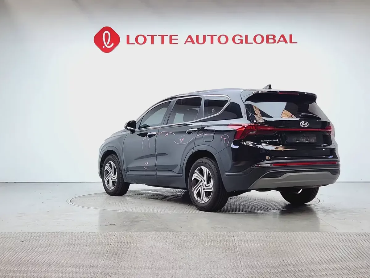 2021 Hyundai Santa Fe Premium | Korean Specs | Immaculate Condition-5-5