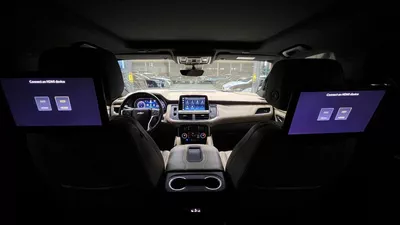 Chevrolet Suburban PREMIER-17