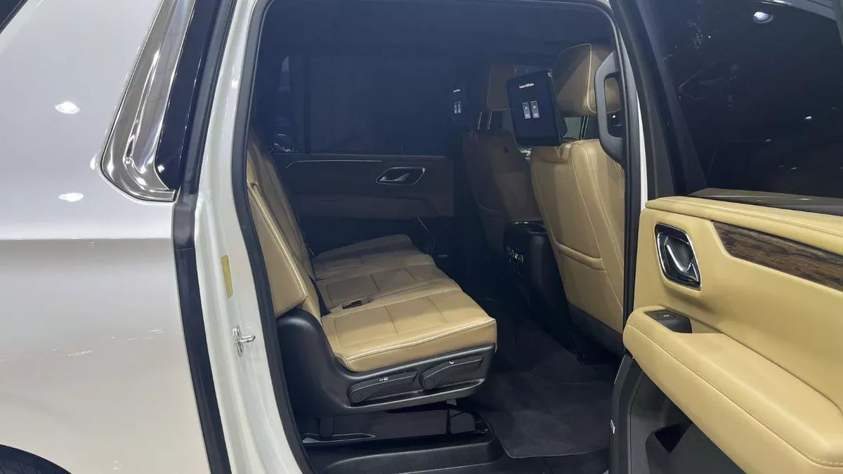 Chevrolet Suburban PREMIER-13-0