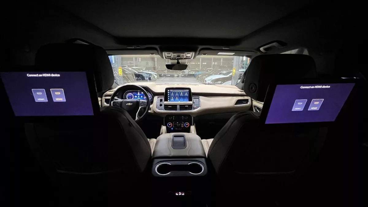 Chevrolet Suburban PREMIER-17-0