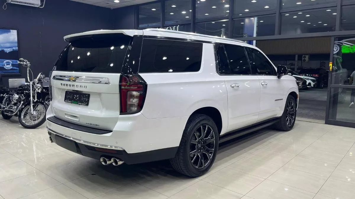 Chevrolet Suburban PREMIER-7-0