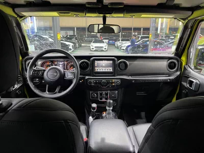 Jeep Wrangler Unlimited SPORT 3.6L A/T-15
