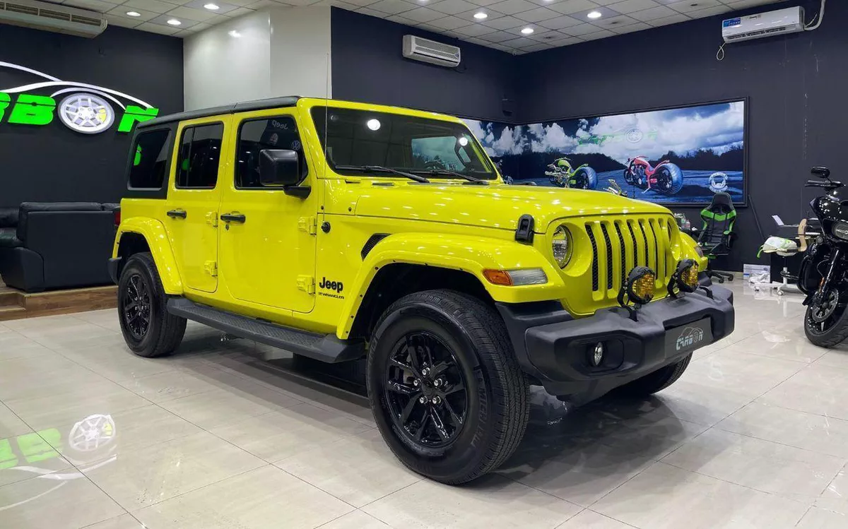 Jeep Wrangler Unlimited SPORT 3.6L A/T-5-0