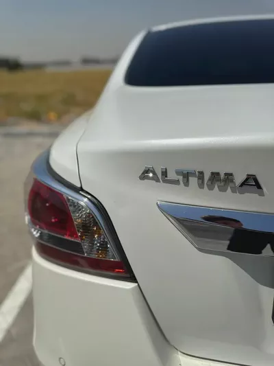 Nissan Altima SL | 2015 | GCC | Full Option | 151,000 km | White / Beige | Fully Serviced-14
