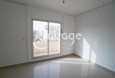 Townhouse for rent in Arabian Style, Al Reef Villas-5