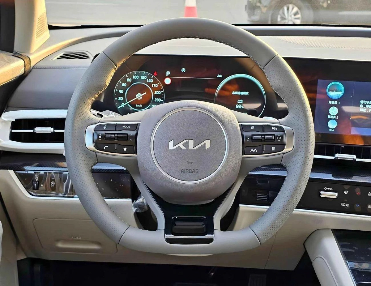 Kia Sportage PREMIUM SMART VERSION / 1.5L V4 PETROL / 360 CAMERA / PANORAMIC ROOF (CODE # KSRP)-11-11