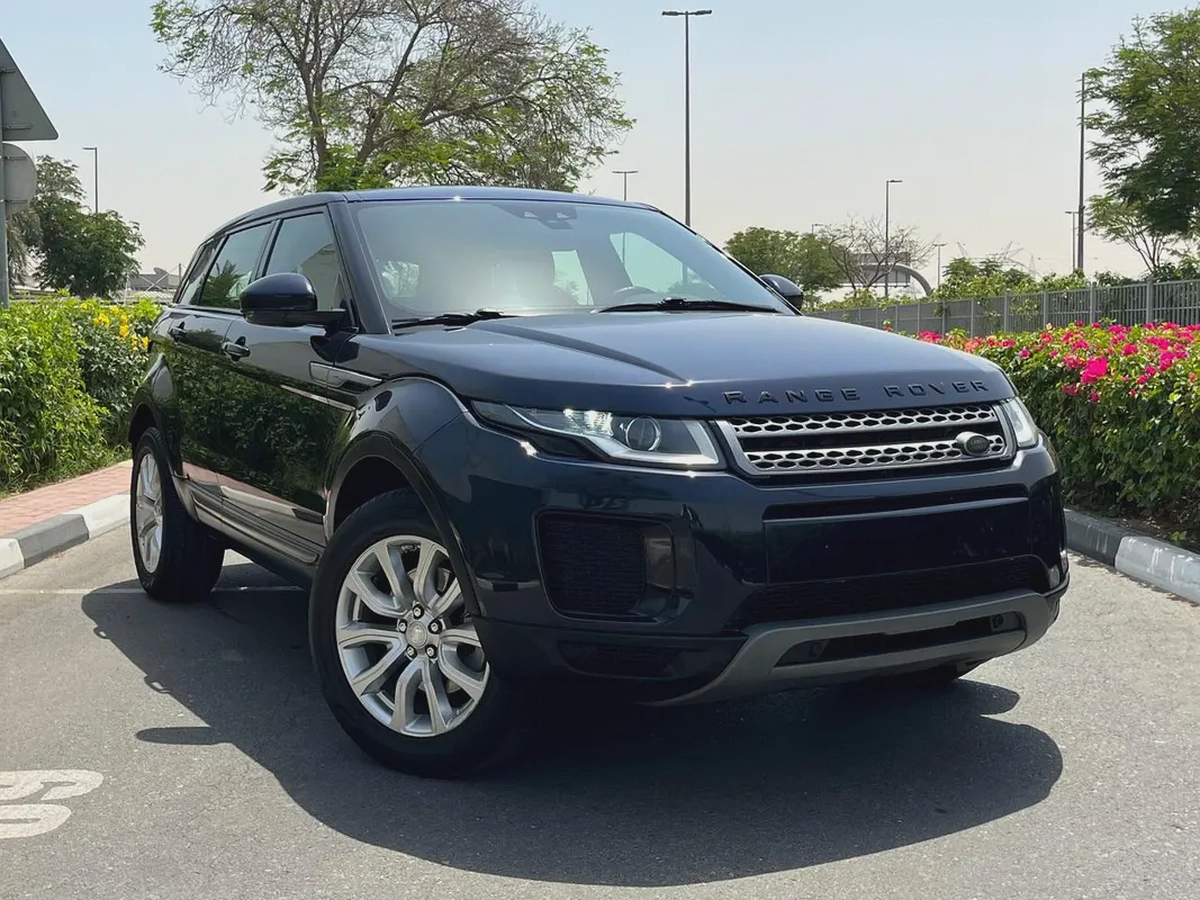 Land Rover Range Rover Evoque HSE 2019 - GCC Specs - Excellent Condition-0-0