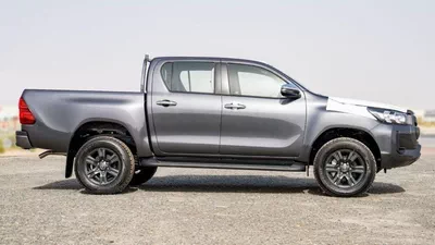 Toyota Hilux GLX Toyota Hilux 2.4L Diesel AT 4x4 Mid Option 2025-3
