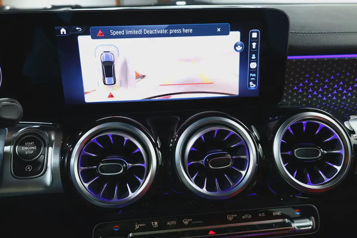 Mercedes-Benz GLB-Class 2025 GLB 250 4MATIC | GCC Specs-13-13