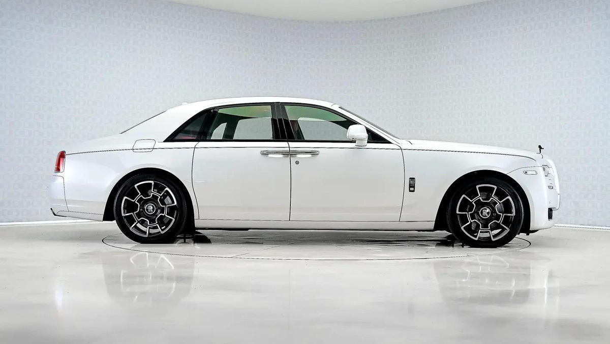 UAEs Very Best Example | 2 Years Free Servicing-2-2