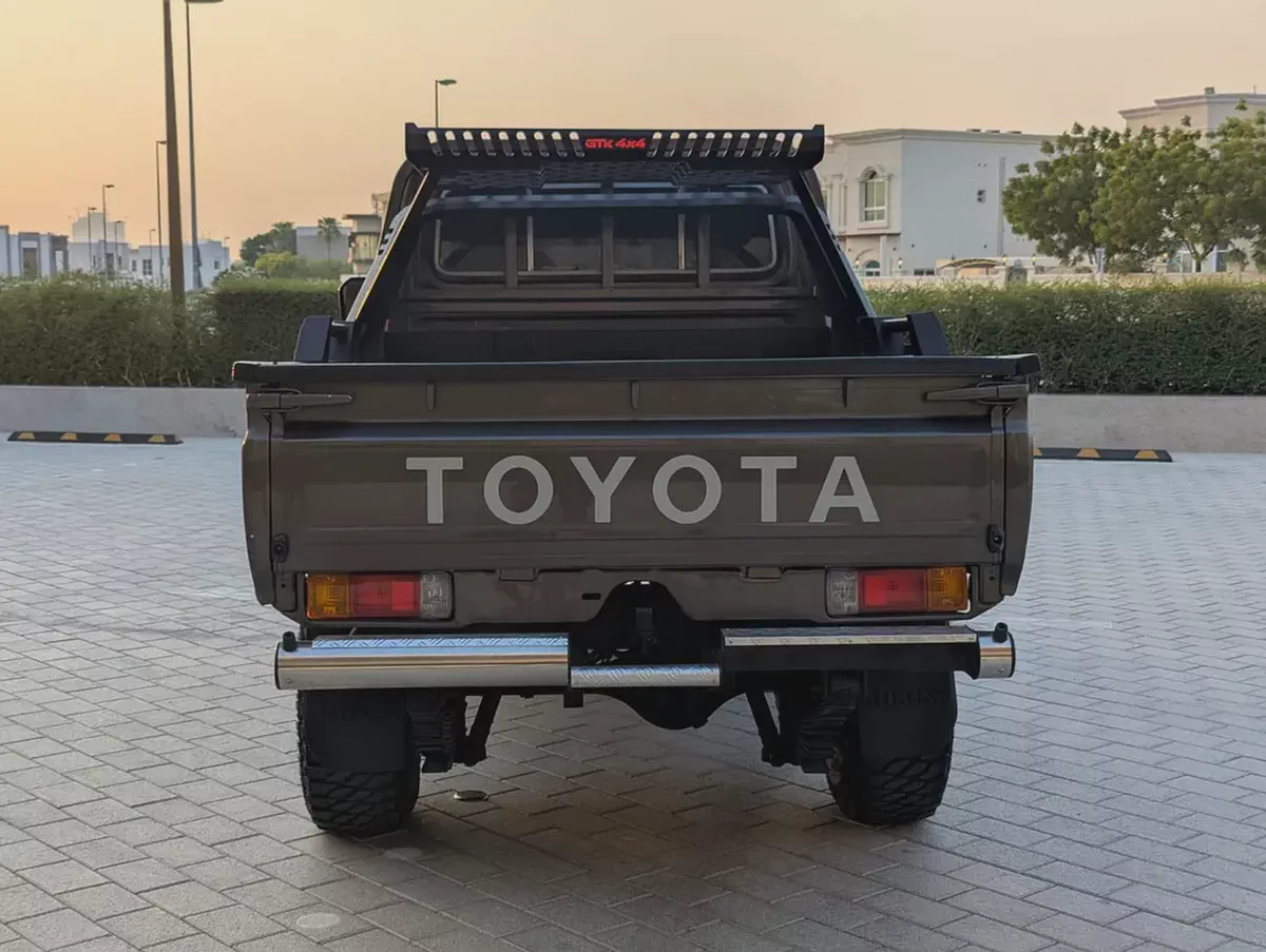 TOYOTA LAND CRUISER 70 Series Pickup 2008 Facelifted 2026 4.2L V6 1HZ Diesel Engine-6-6