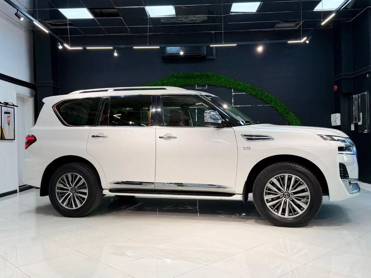 Nissan Patrol LE PLATINUM-5-0