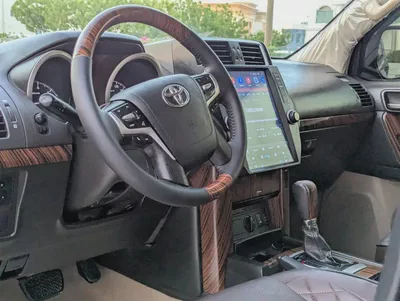 TOYOTA PRADO 2012 FACELIFTED 2023 GCC V6 IN EXCELLENT CONDITION-8