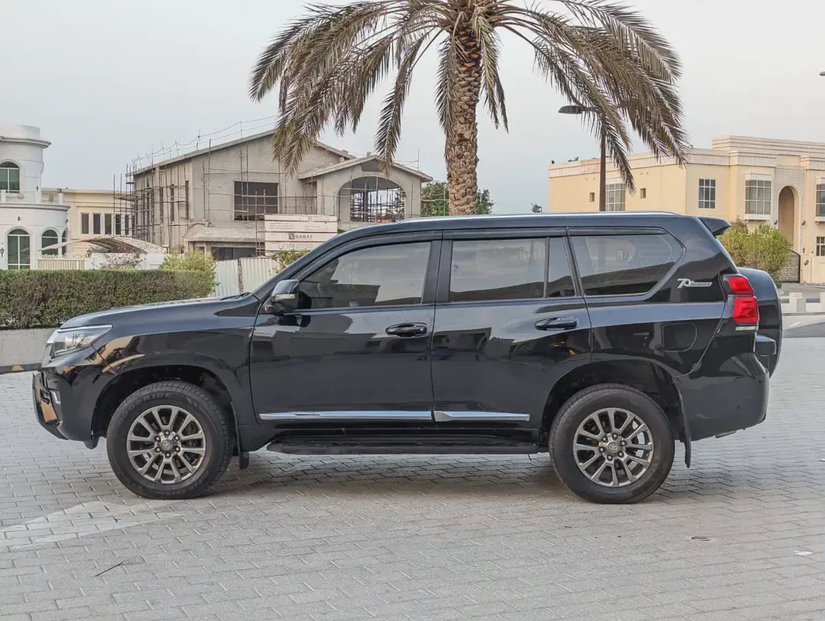 TOYOTA PRADO 2012 FACELIFTED 2023 GCC V6 IN EXCELLENT CONDITION-13-13