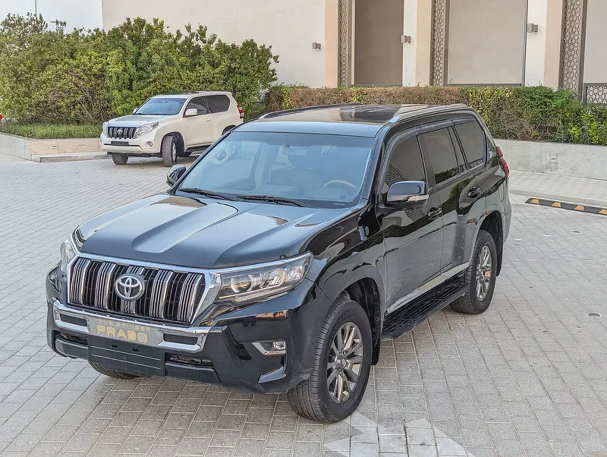 TOYOTA PRADO 2012 FACELIFTED 2023 GCC V6 IN EXCELLENT CONDITION-1-1