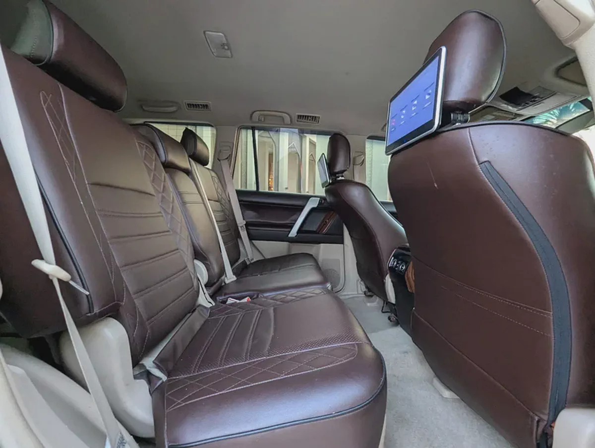TOYOTA PRADO 2012 FACELIFTED 2023 GCC V6 IN EXCELLENT CONDITION-3-3